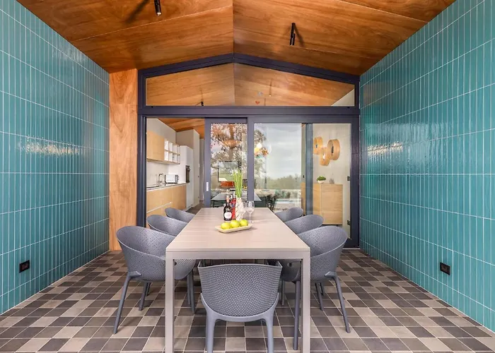 Holiday home Voliera *