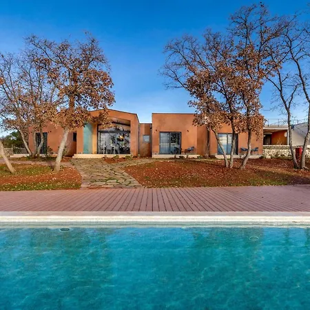 Voliera Holiday home